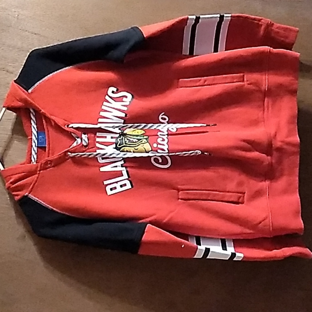 Reebok Boys M Red Blackhawks Chicago  Hoodie Sweatshirt